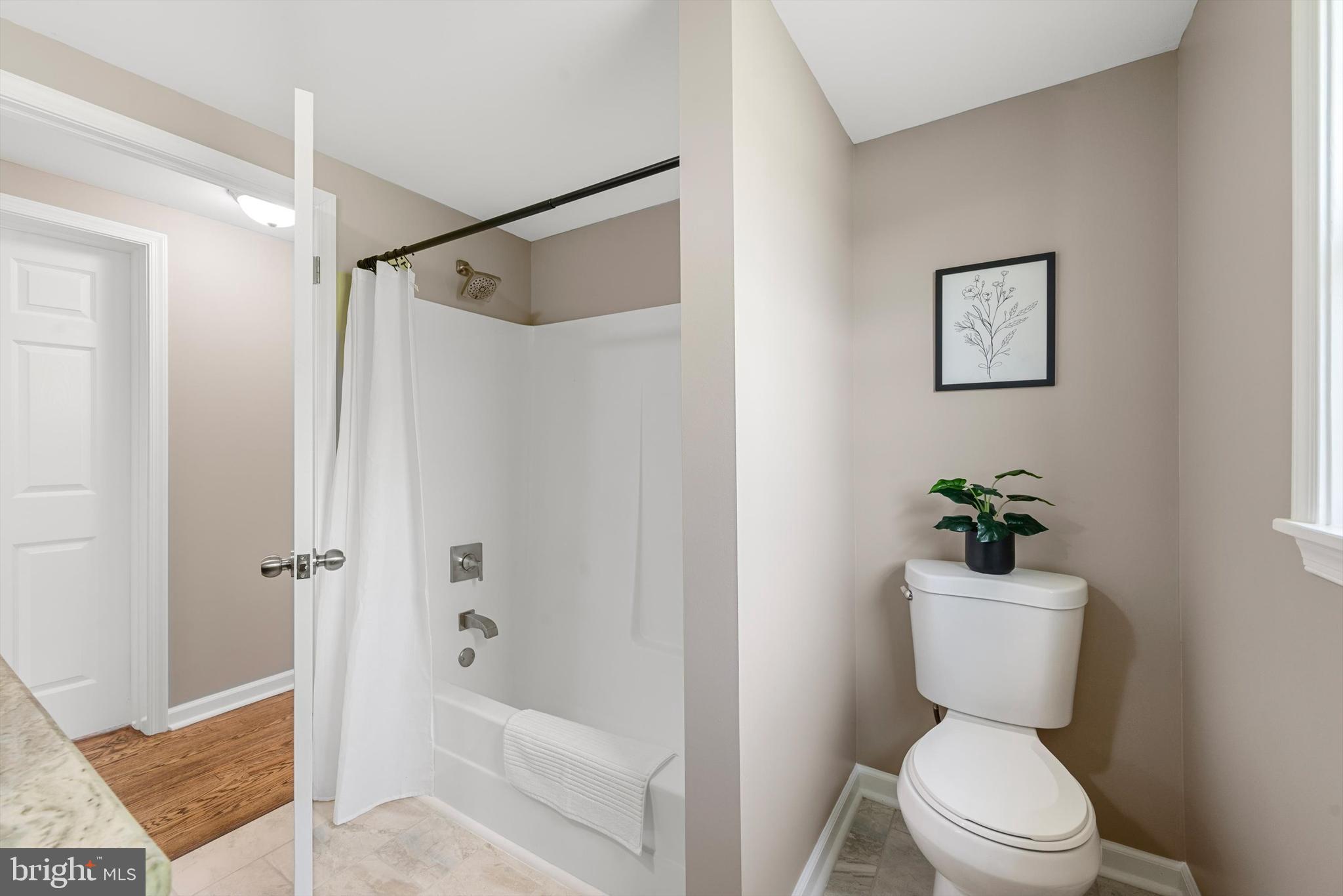 WALNUT GROVE - Residential