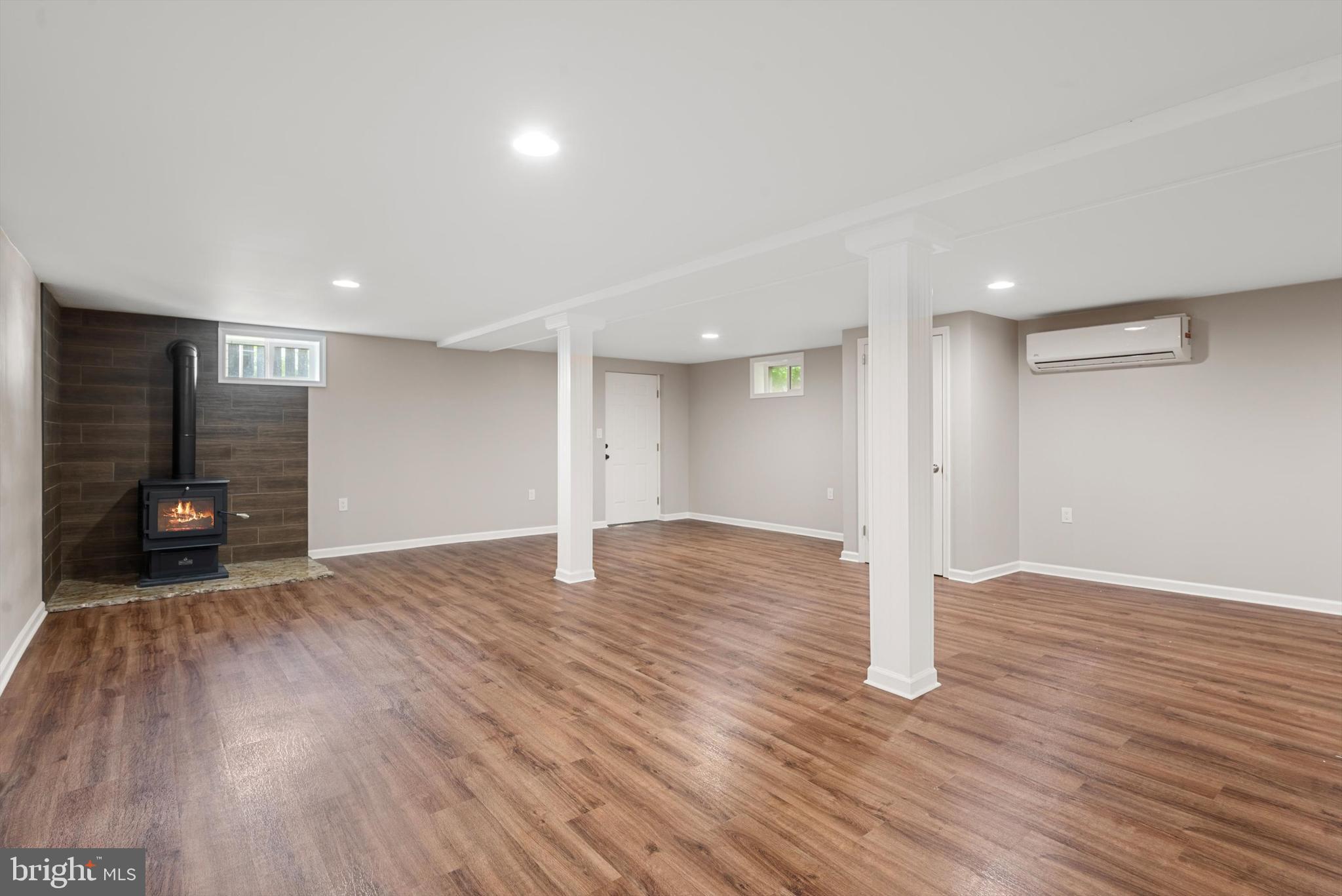 WALNUT GROVE - Residential