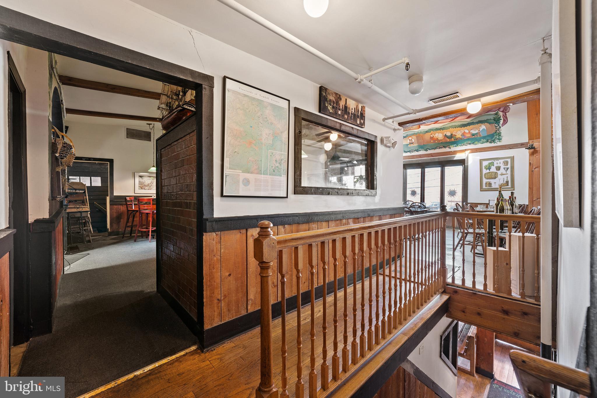 OLD TOWN ALEXANDRIA - Commercial Sale