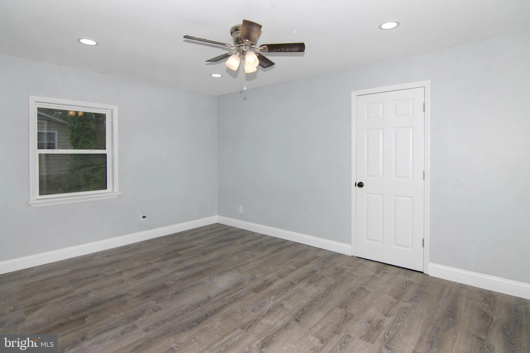 Vineland, New Jersey 08360, United States, 4 Bedrooms Bedrooms, ,2 BathroomsBathrooms,Residential,Coming Soon,110830