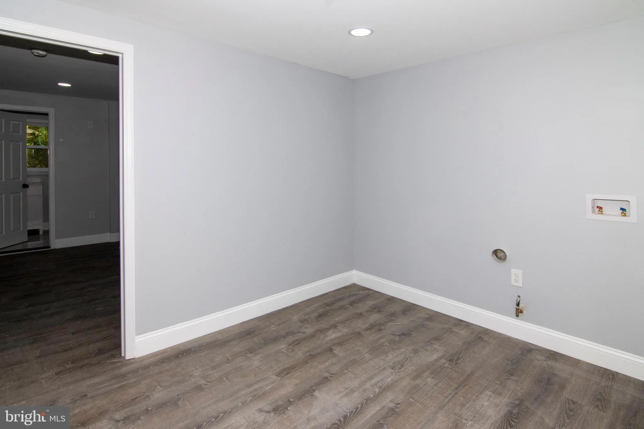 Vineland, New Jersey 08360, United States, 4 Bedrooms Bedrooms, ,2 BathroomsBathrooms,Residential,Coming Soon,110830