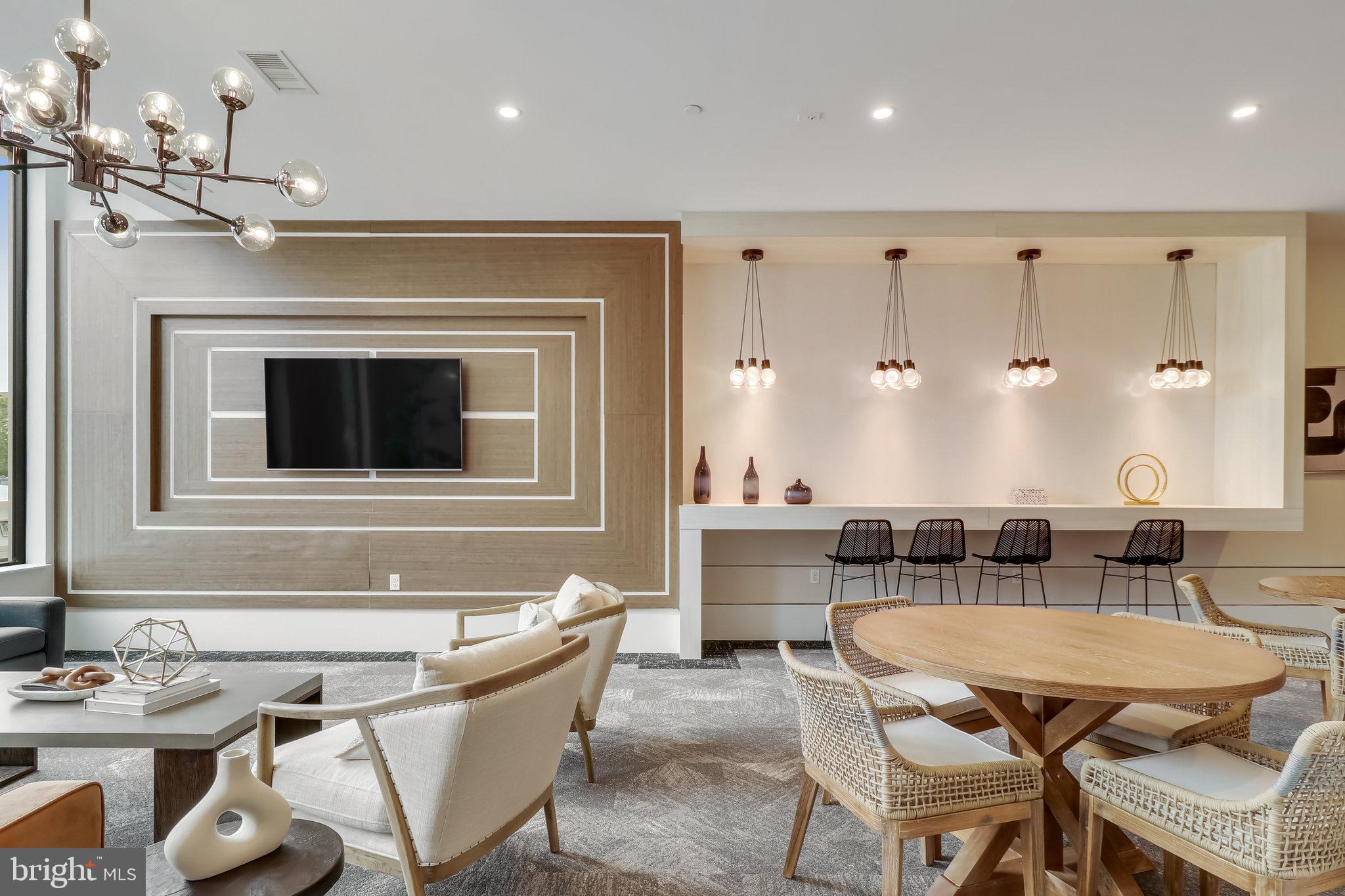 ALEXANDRIA - Residential Lease