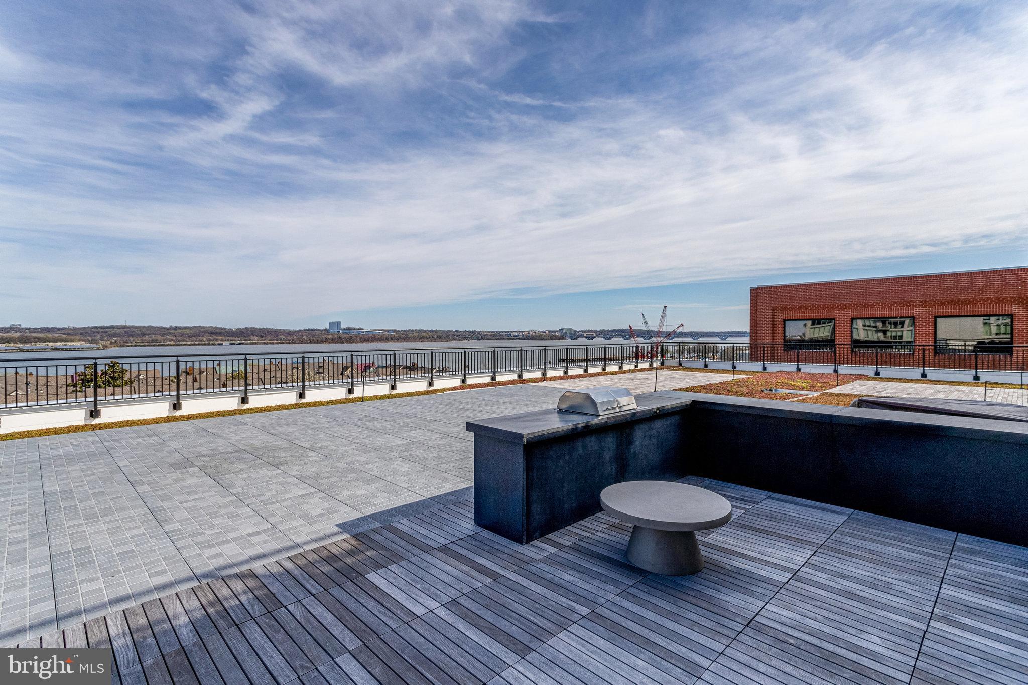 ALEXANDRIA - Residential Lease