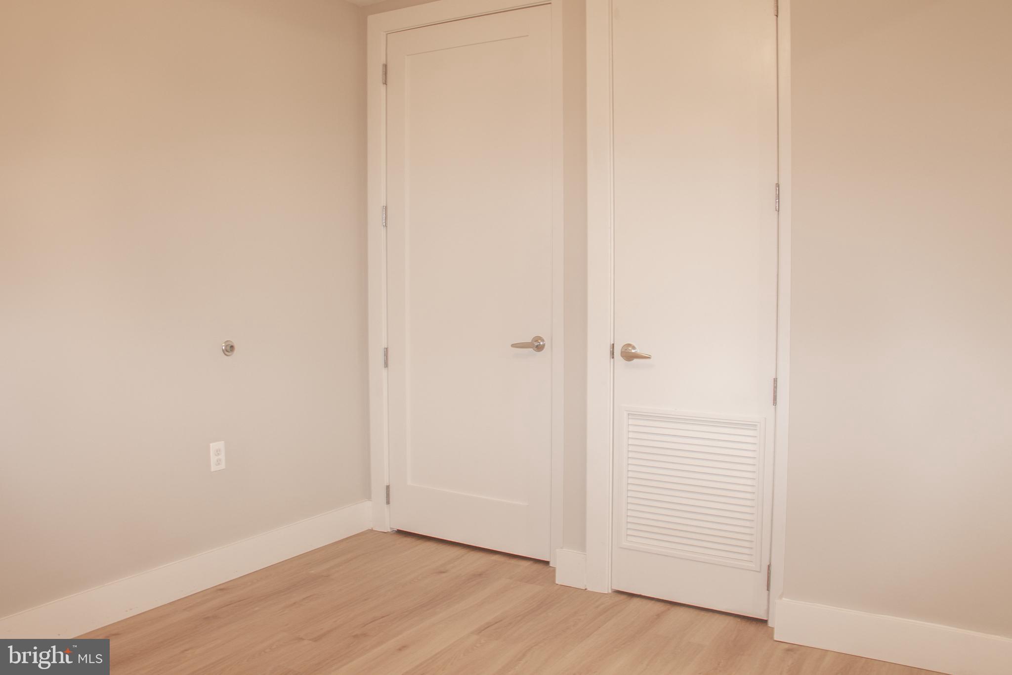 ALEXANDRIA - Residential Lease