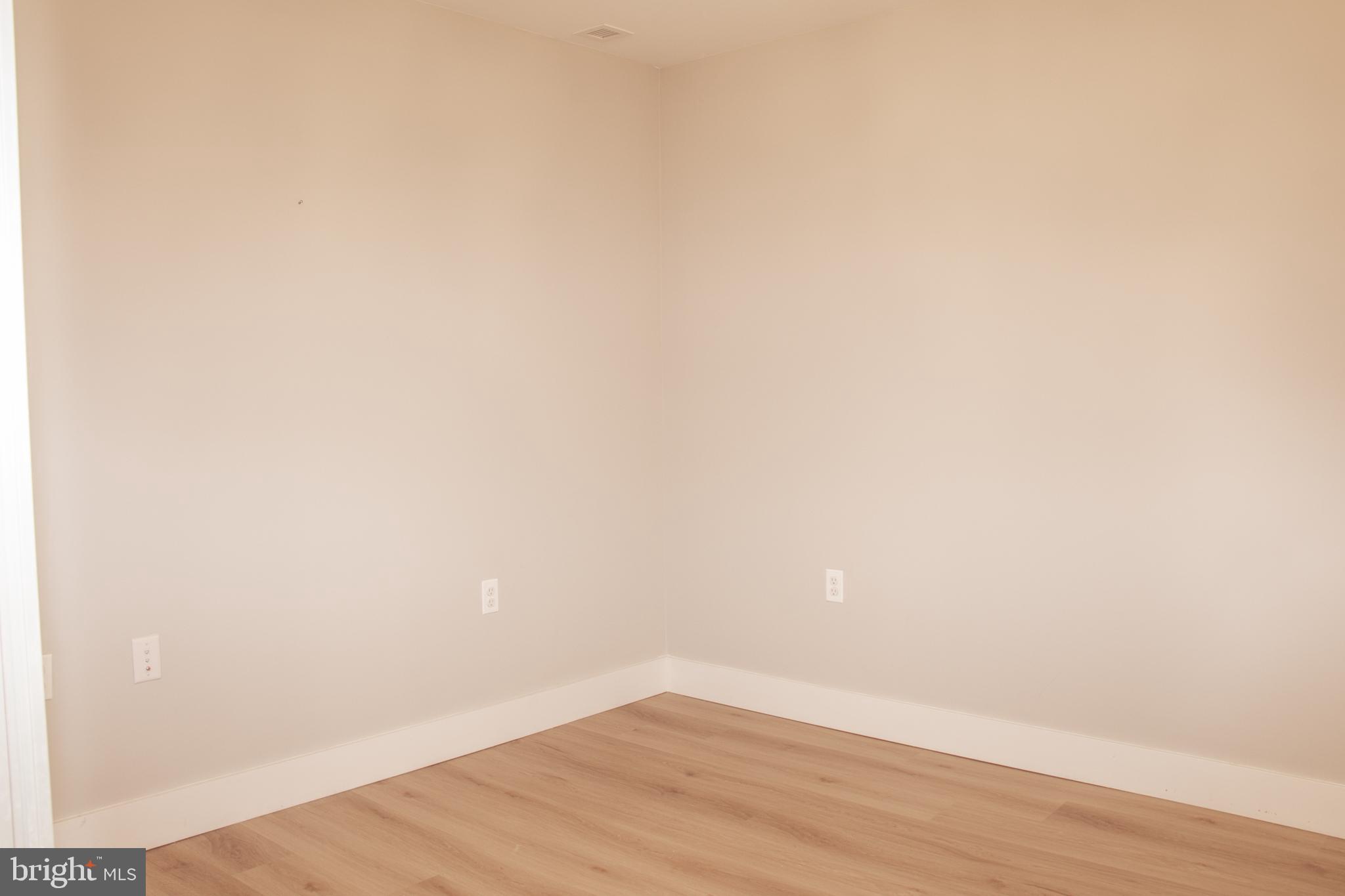 ALEXANDRIA - Residential Lease