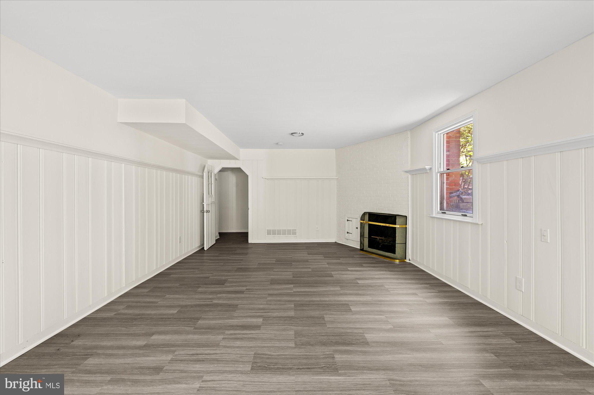 WOODSIDE PARK - Residential