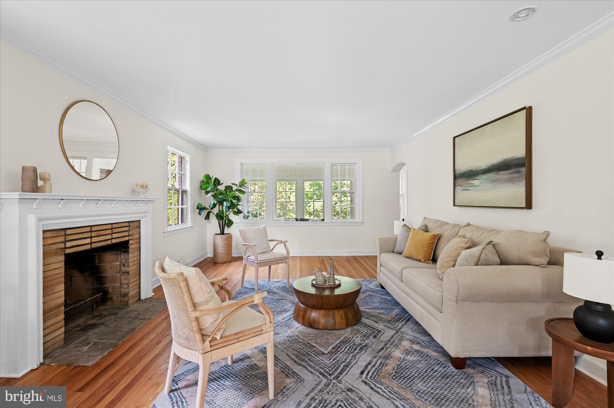 WOODSIDE PARK - Residential