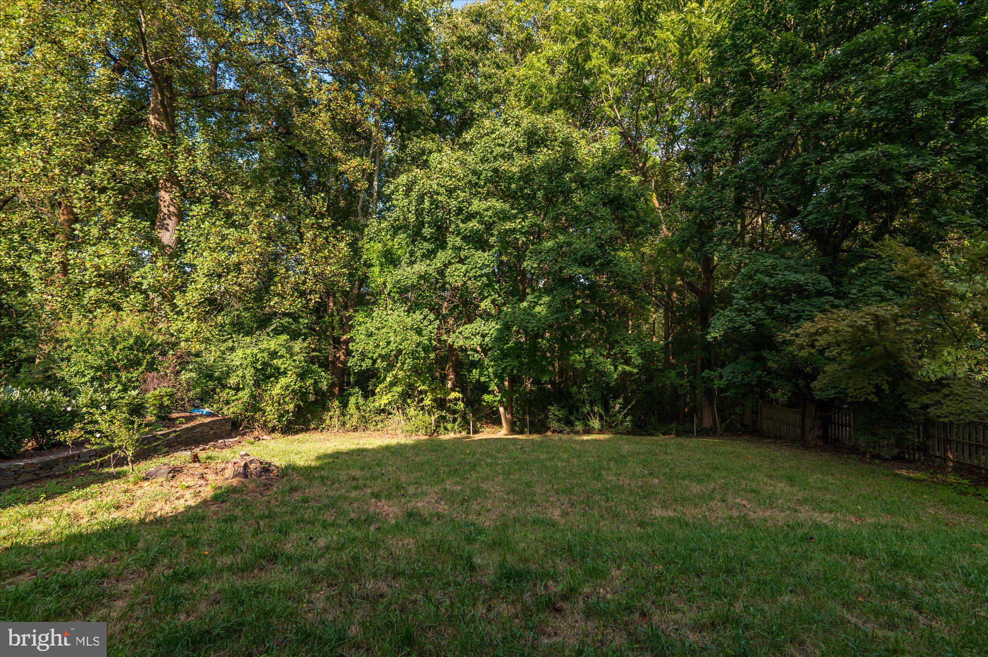 WOODSIDE PARK - Residential