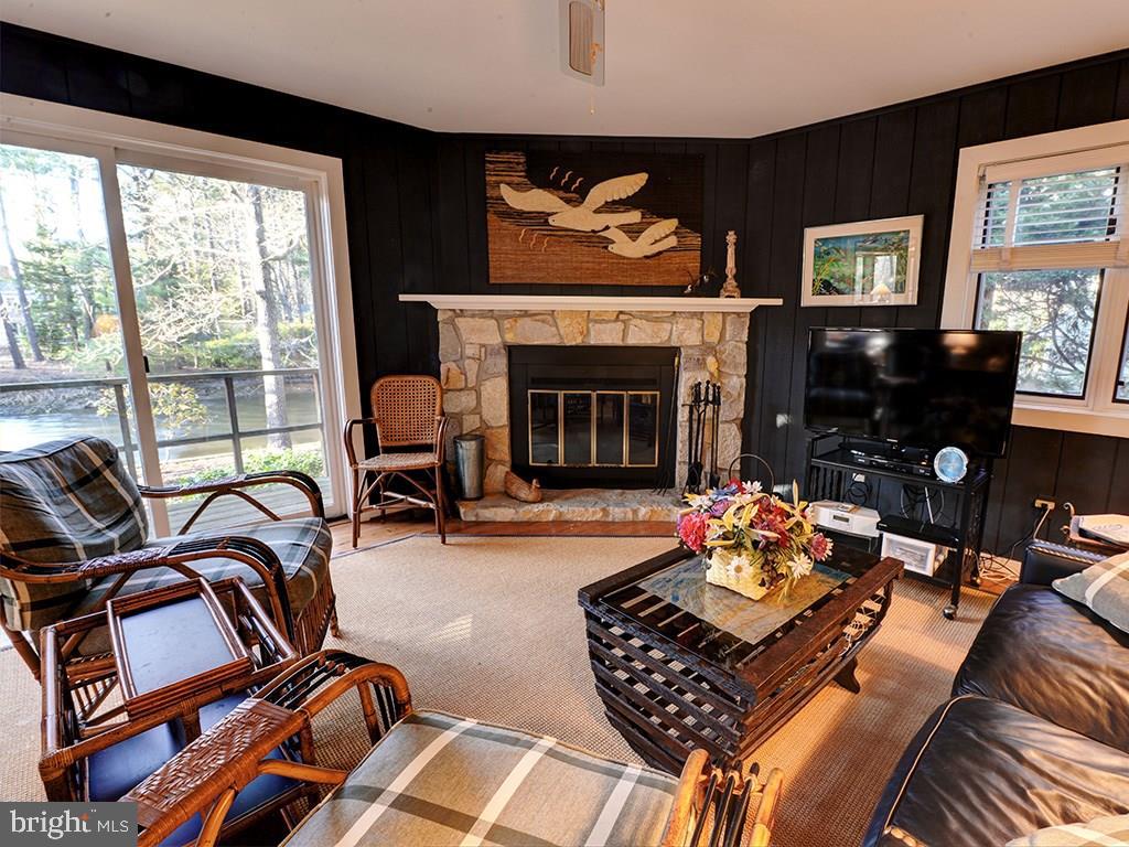 HENLOPEN ACRES - Residential