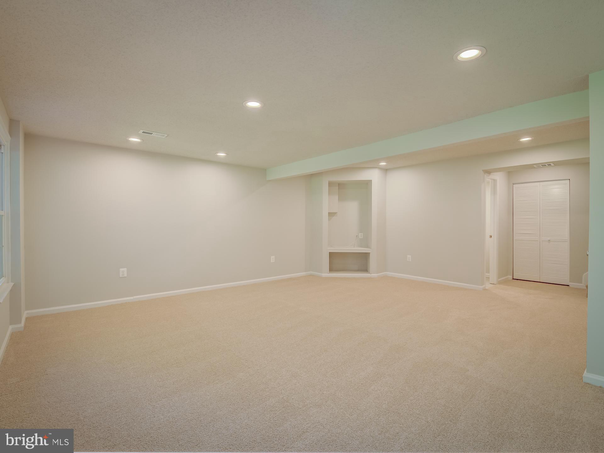 MAYFAIR PLAT 7 - Residential