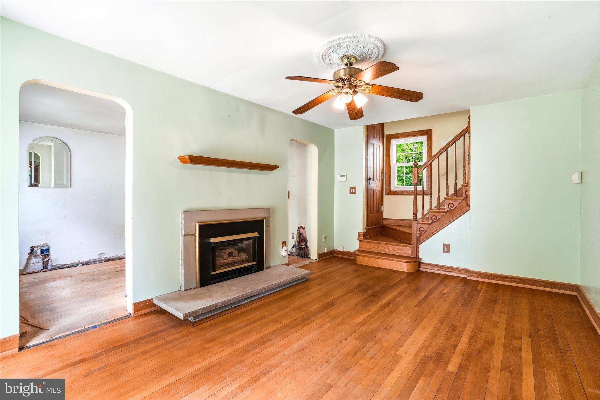 KENSINGTON - Residential