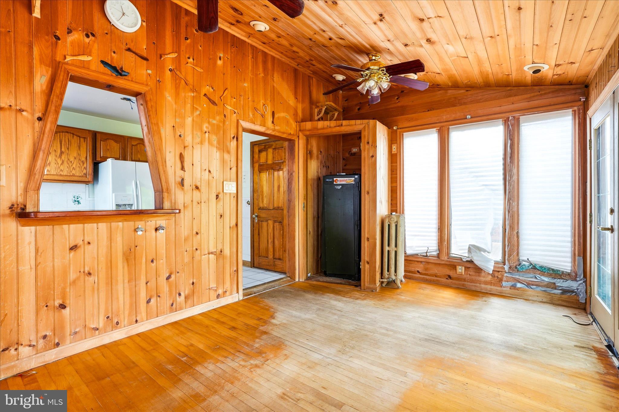 KENSINGTON - Residential