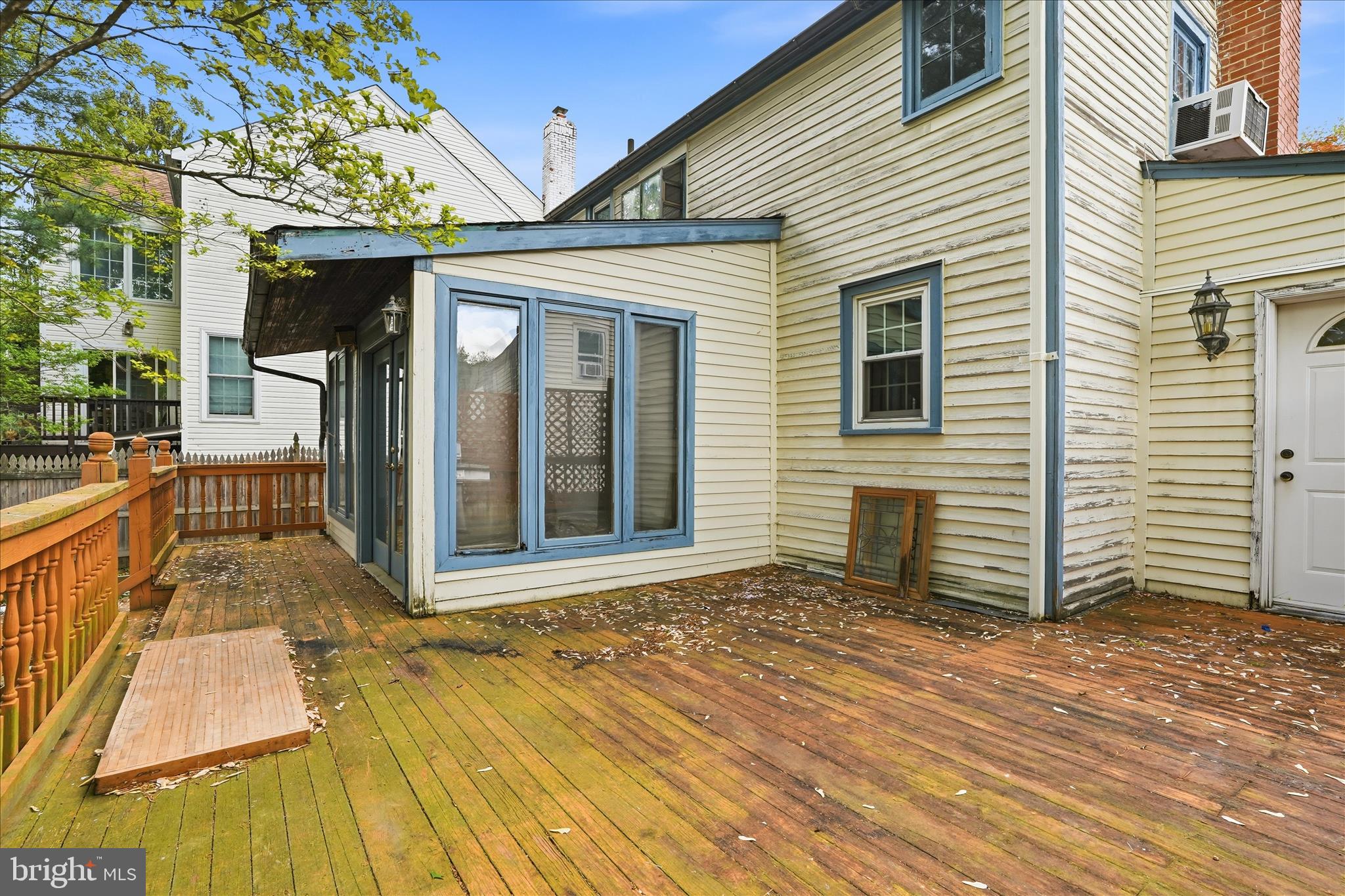 KENSINGTON - Residential