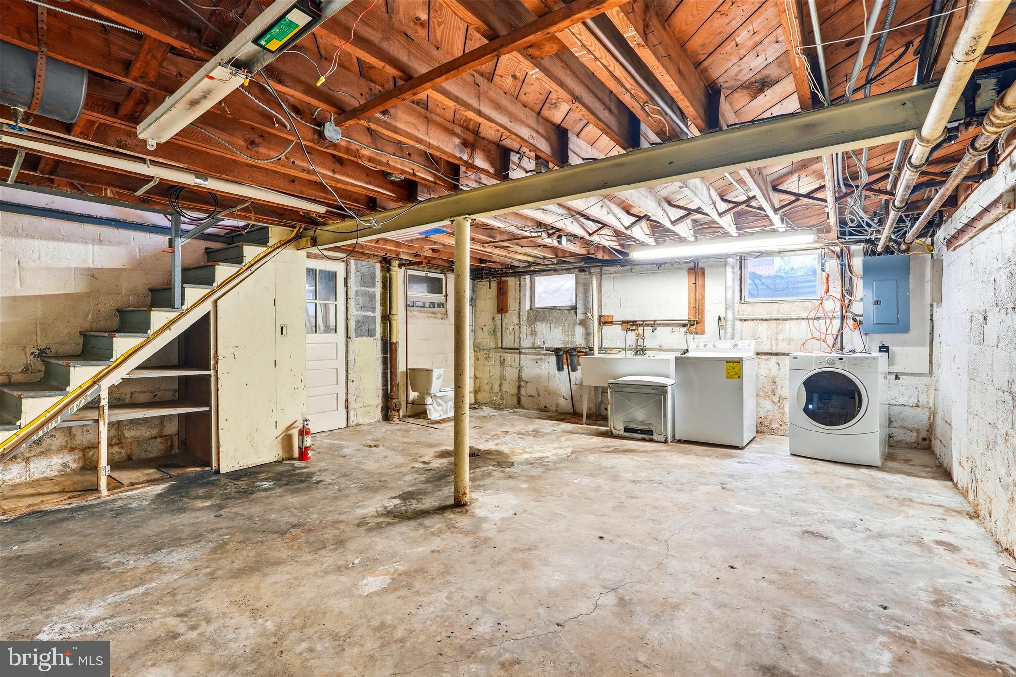 KENSINGTON - Residential