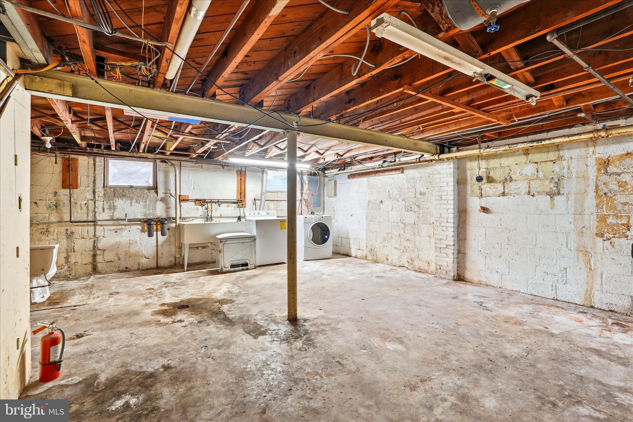 KENSINGTON - Residential