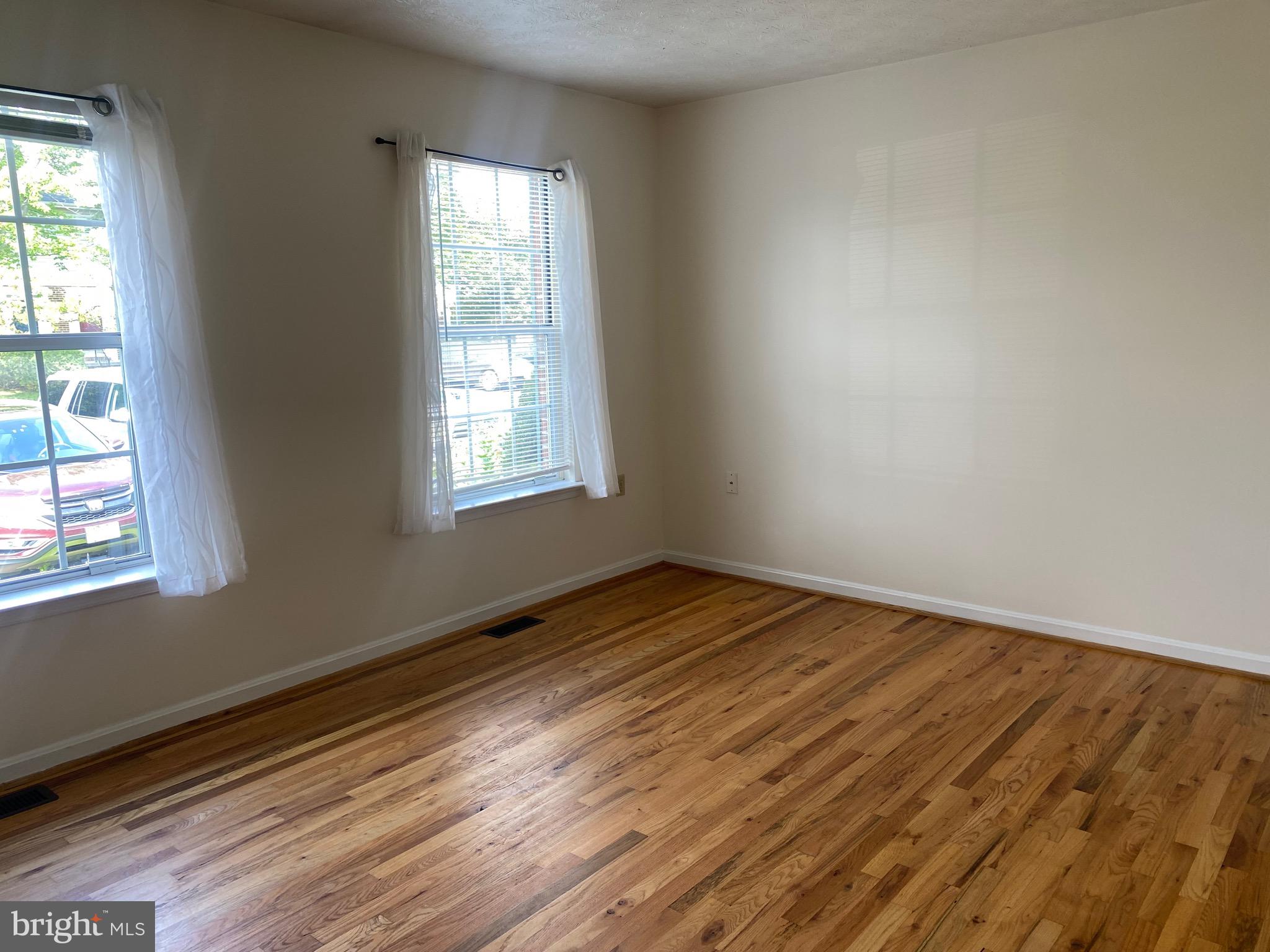 BROOKLAND HEIGHTS - Residential Lease