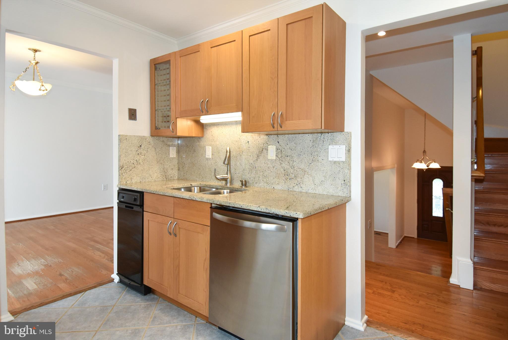 ROCKSHIRE TOWNHOMES - Residential