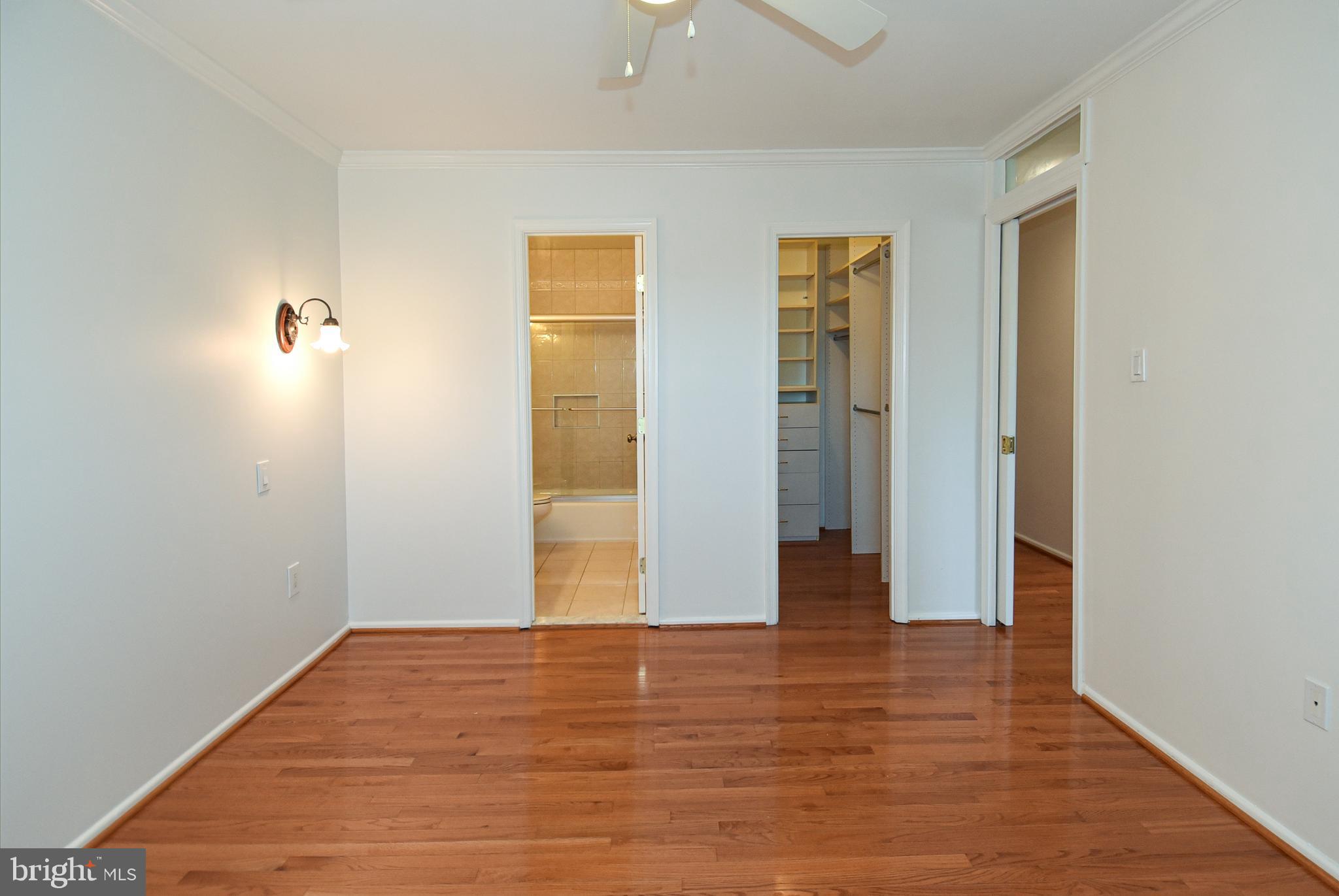 ROCKSHIRE TOWNHOMES - Residential