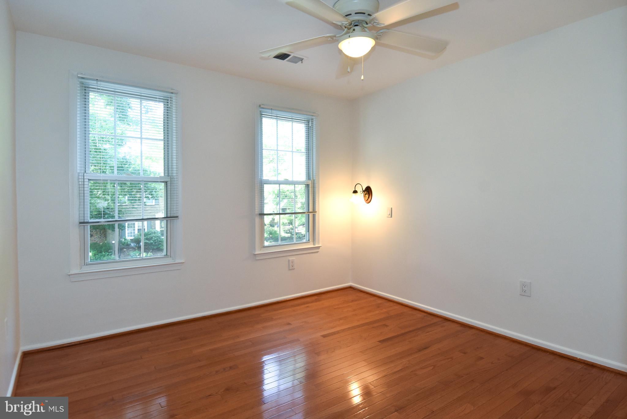 ROCKSHIRE TOWNHOMES - Residential