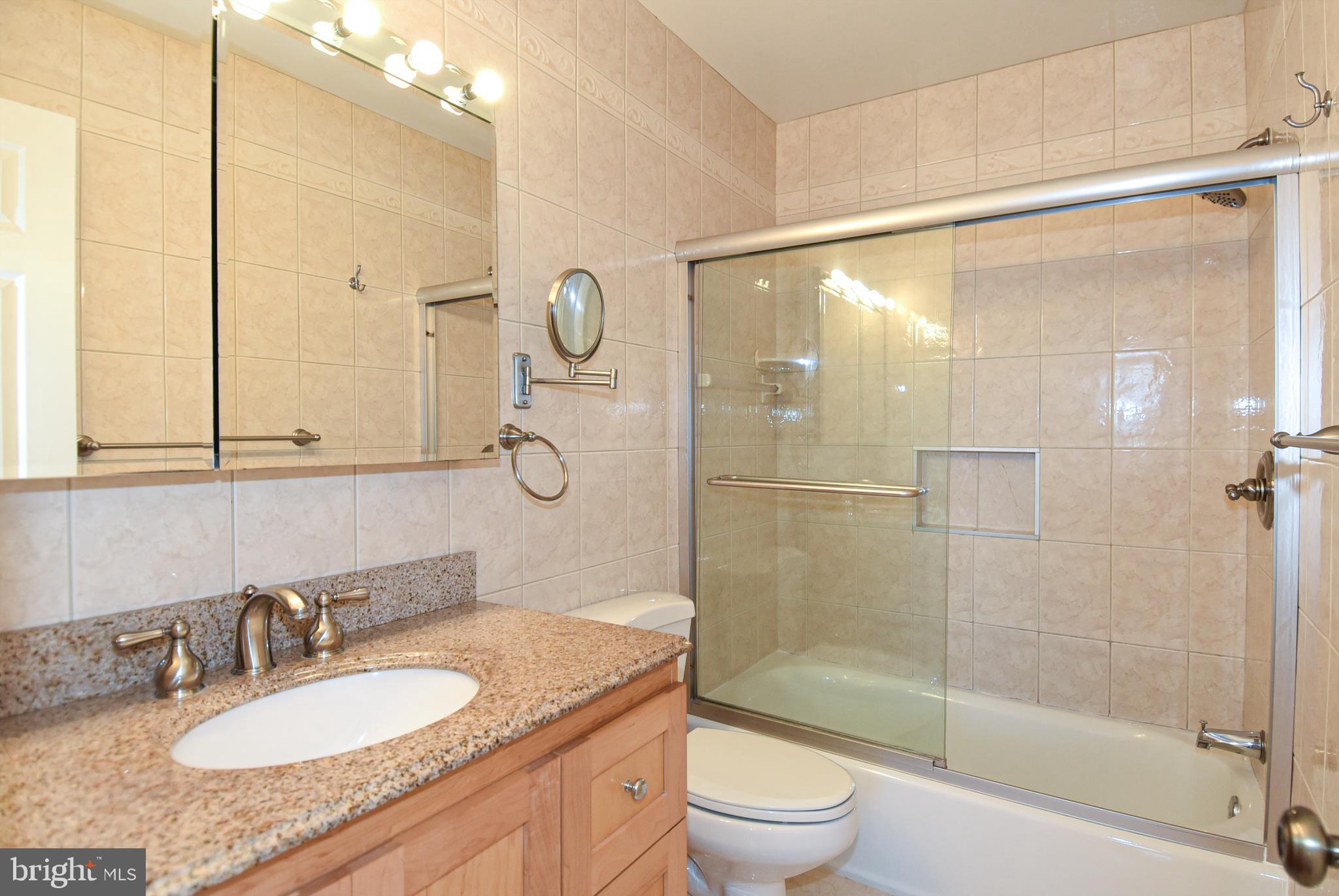 ROCKSHIRE TOWNHOMES - Residential