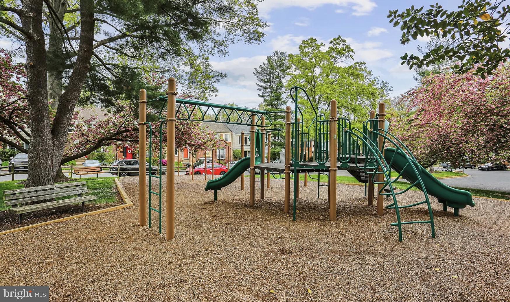 ROCKSHIRE TOWNHOMES - Residential