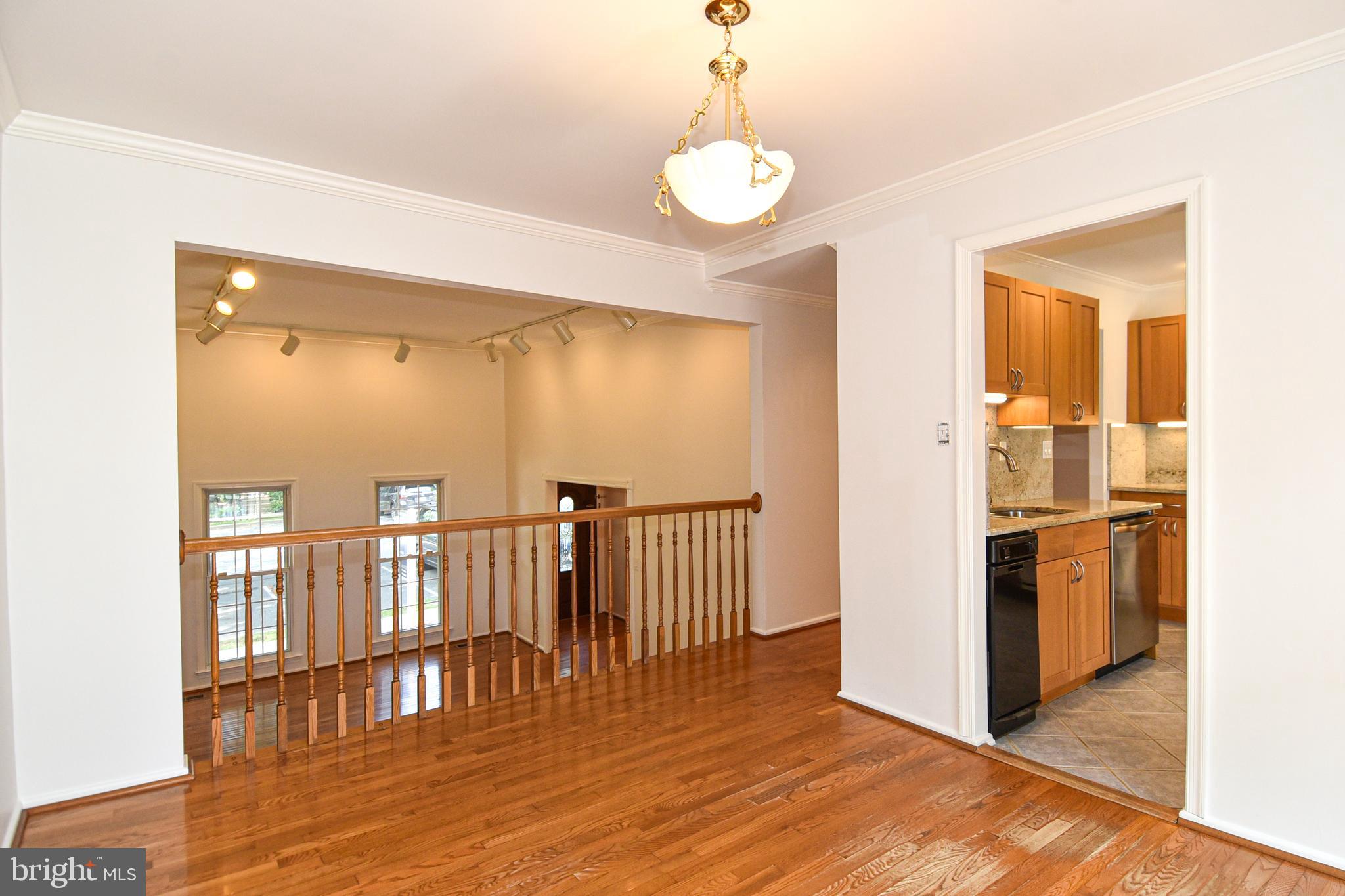 ROCKSHIRE TOWNHOMES - Residential