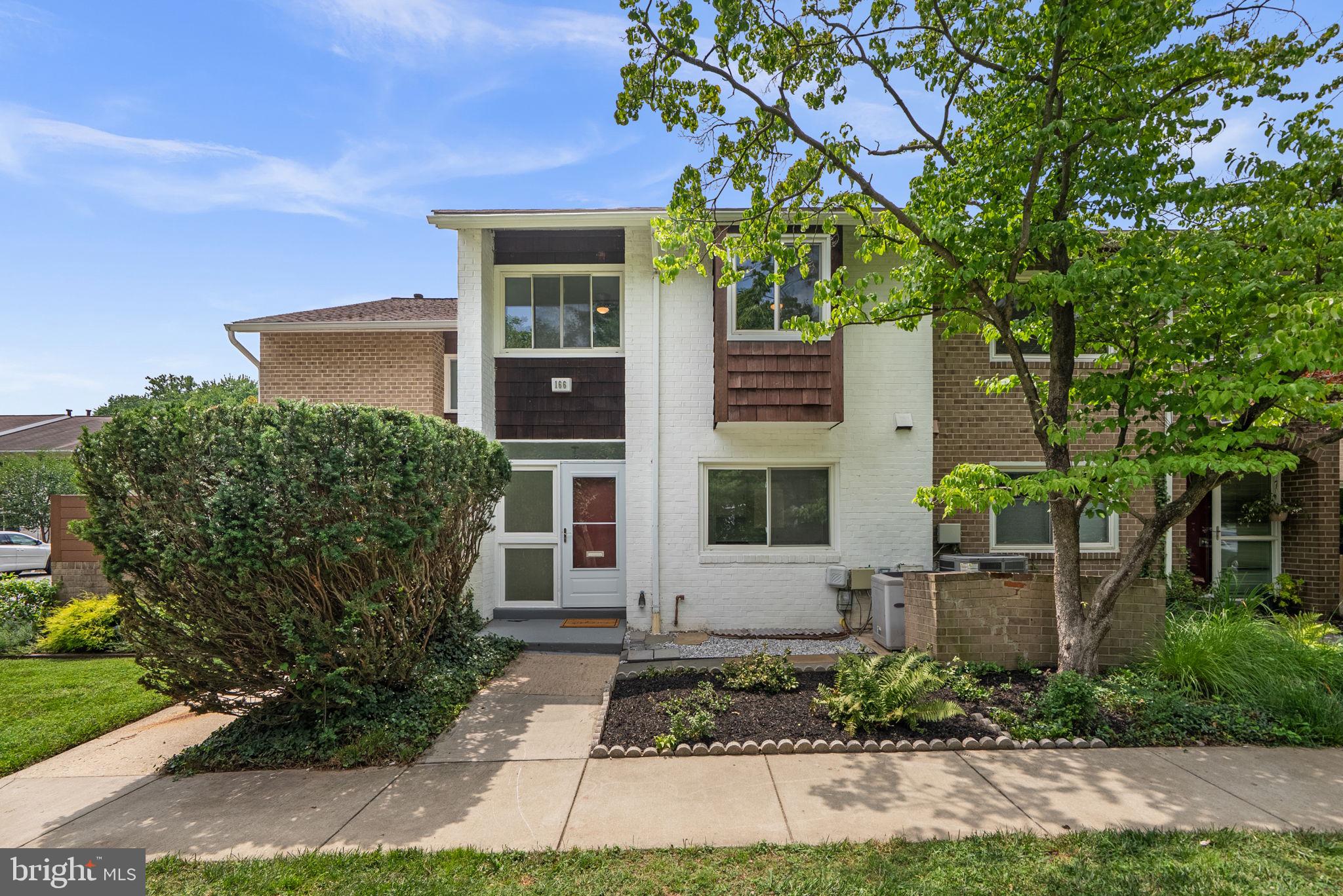 Photo 1 of 51 — 166 NEW MARK ESPLANADE, ROCKVILLE, MD 20850