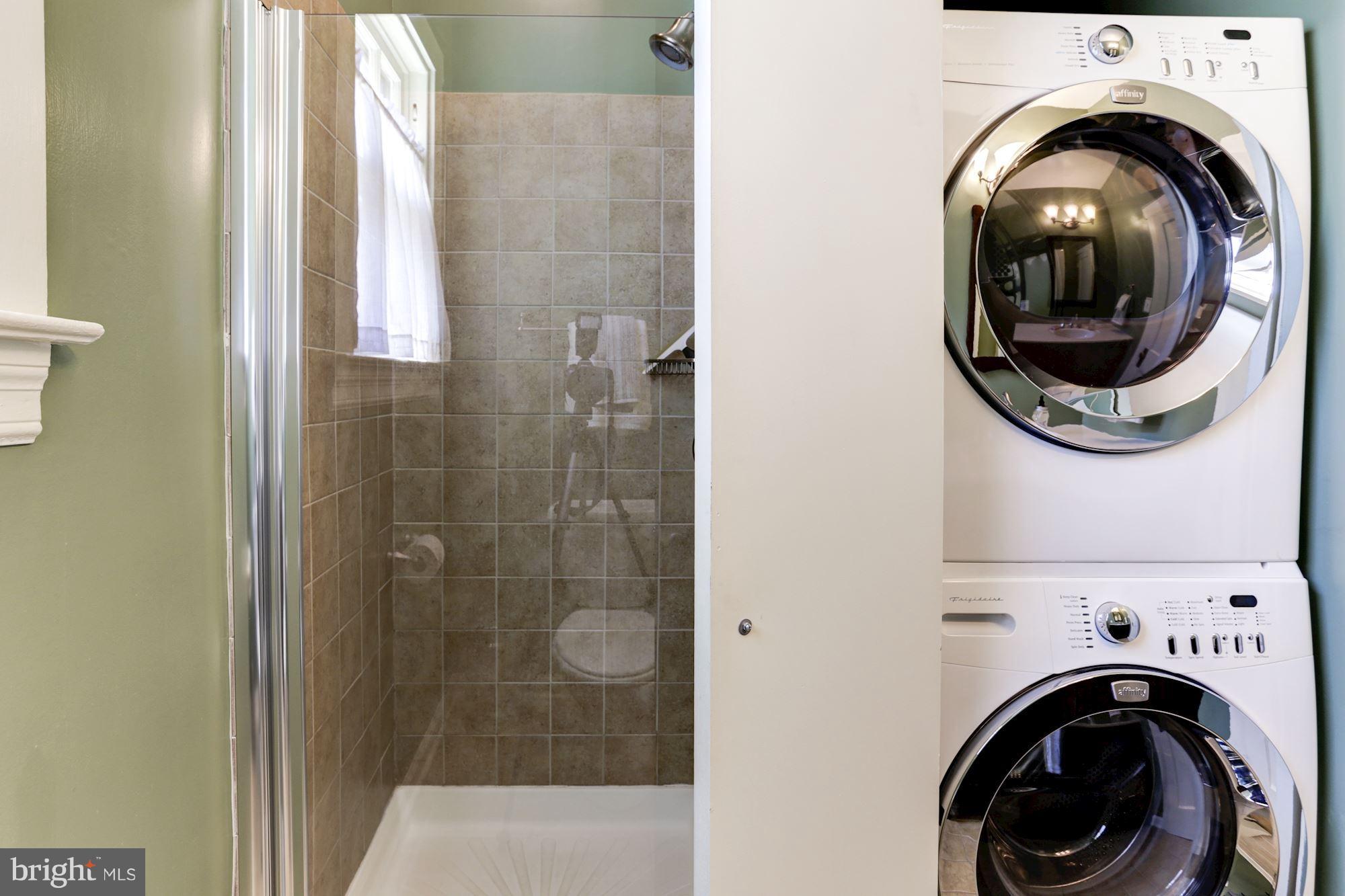 LAUREL - Residential