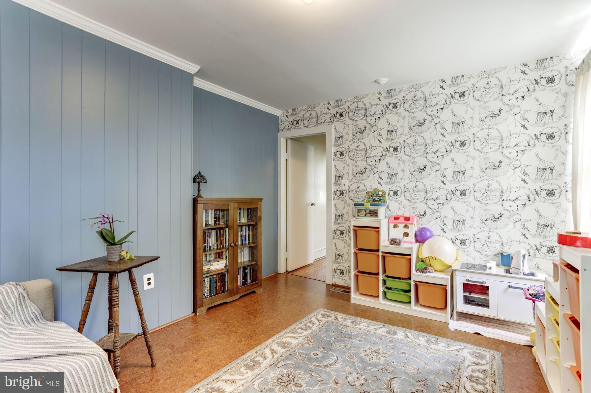 LAUREL - Residential