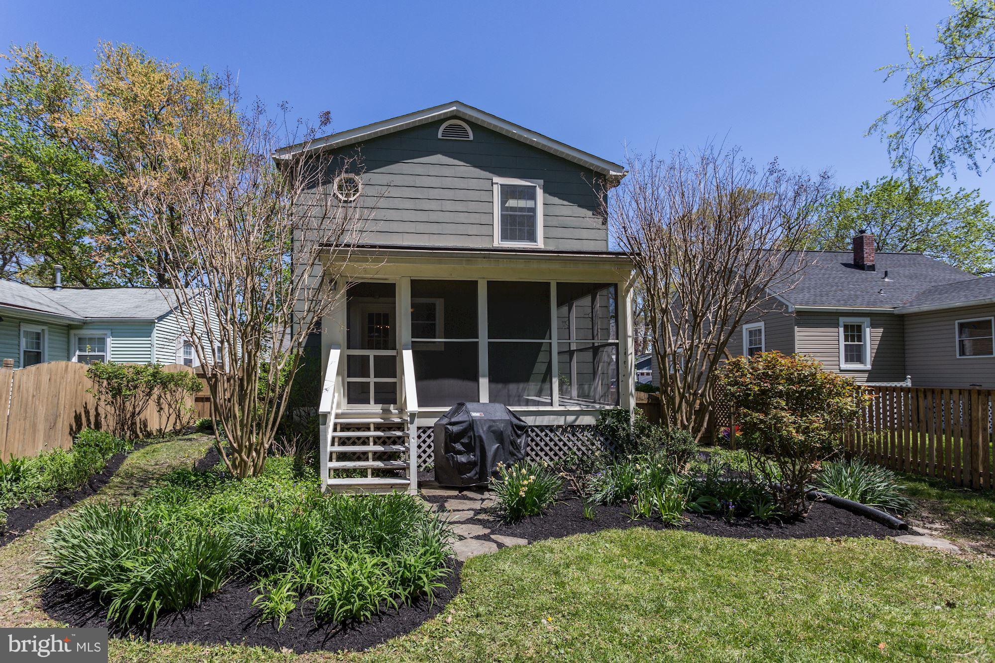 LAUREL - Residential