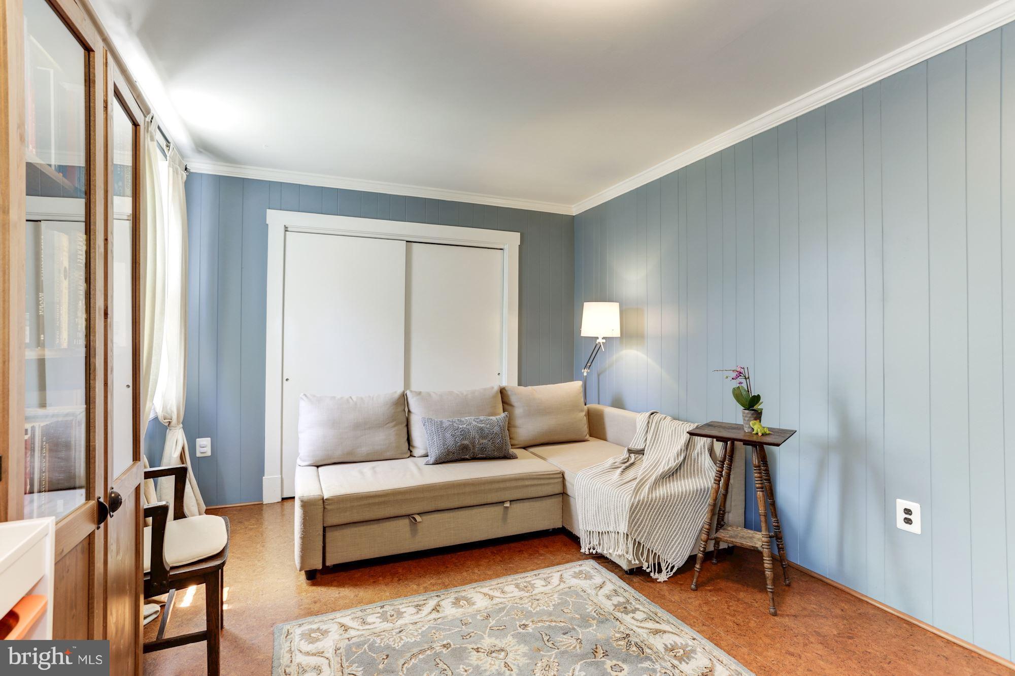 LAUREL - Residential