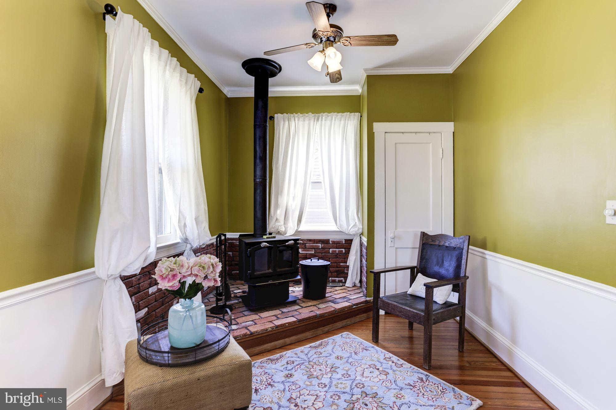 LAUREL - Residential