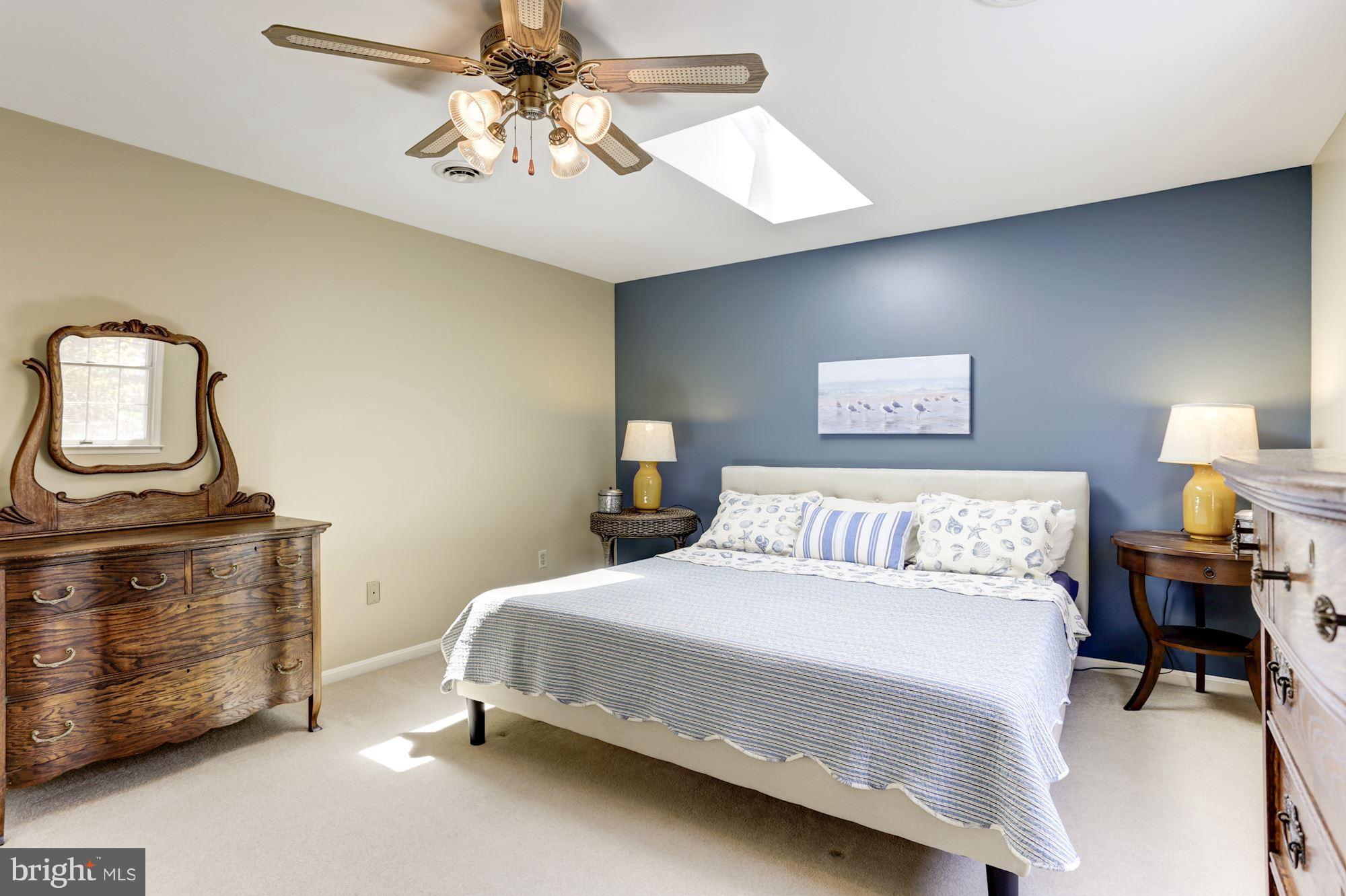 LAUREL - Residential