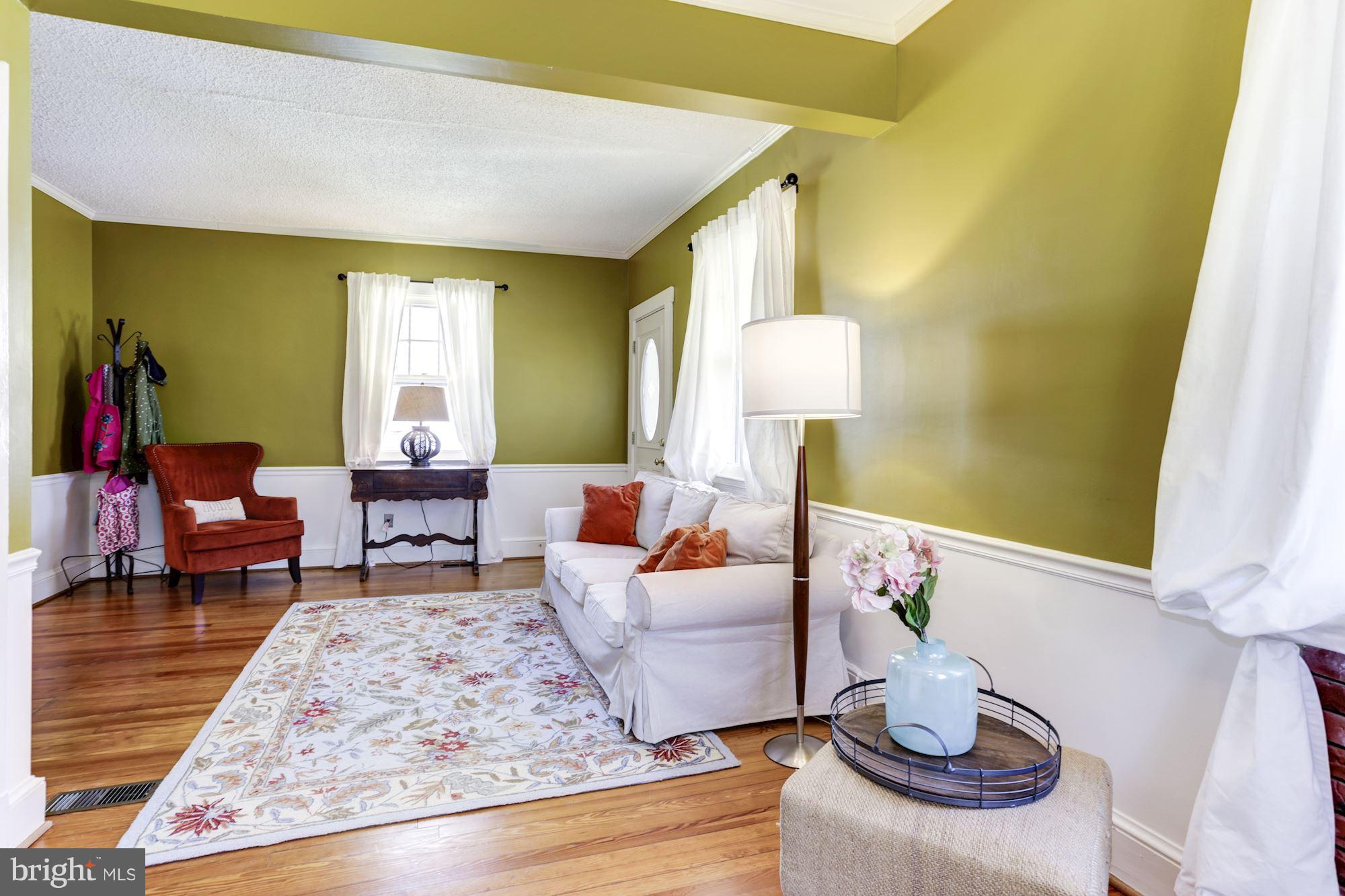 LAUREL - Residential