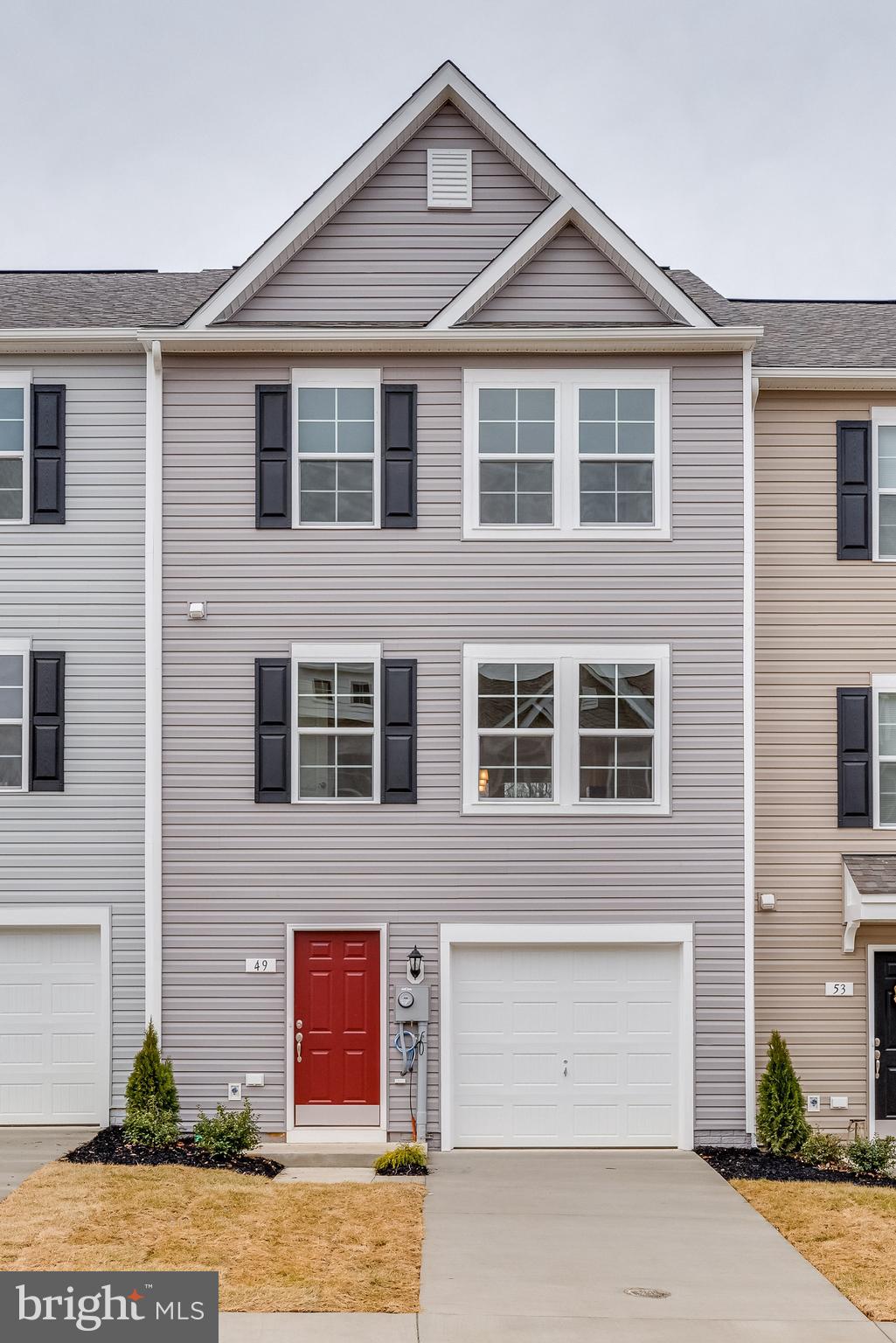 ARCHERS ROCK - Residential Lease