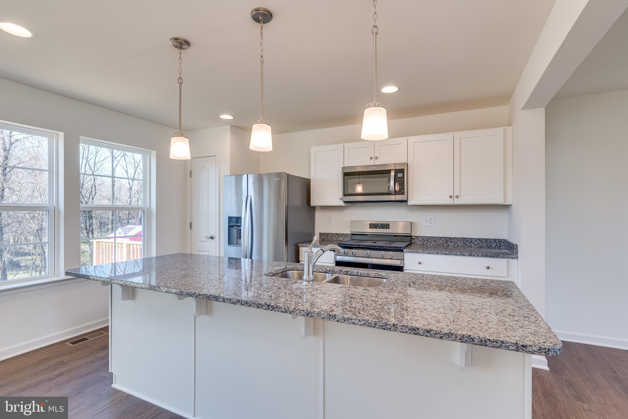 ARCHERS ROCK - Residential Lease