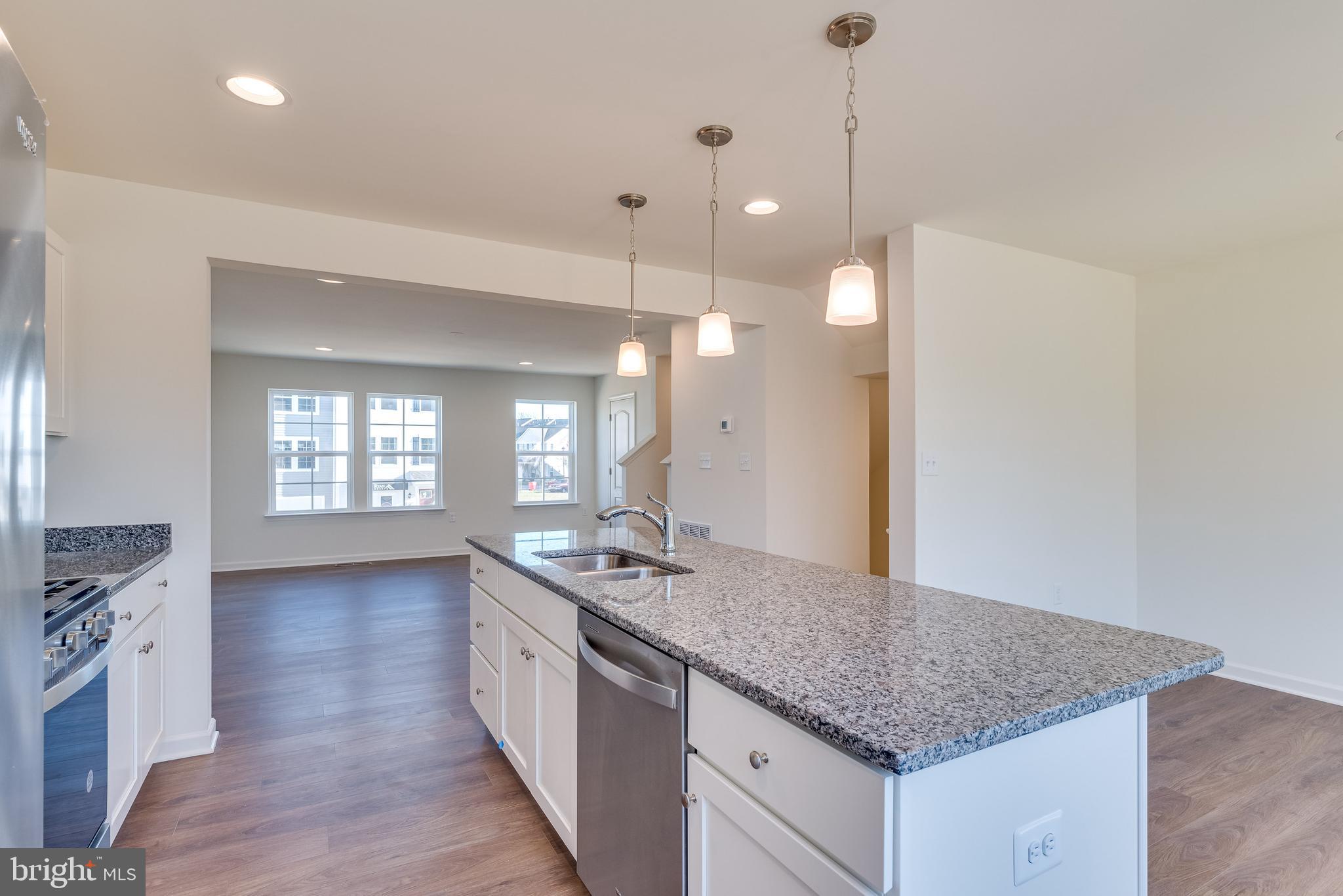 ARCHERS ROCK - Residential Lease