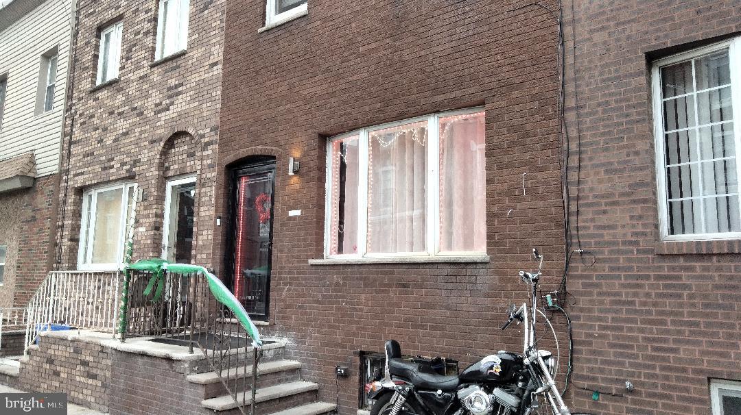 LOWER MOYAMENSING - Residential