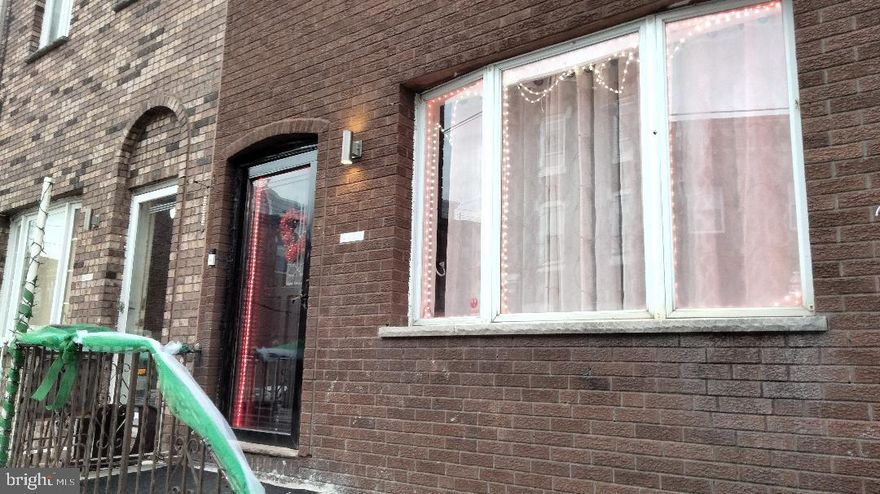 Spacious 3 Bedroom 1.5 Bathroom  main street home located in the heart of LoMo situated within walking distance to East Passyunk Ave, Broad St (Subway line), Sports Complex and much more.  Home Features Fully Finished Basement with 1/2 Bathroom, Hardwood Floors and 3 nice Size Bedrooms.