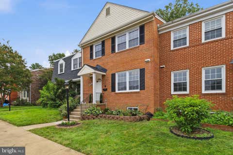Photo of 9103 Barrick Street, FAIRFAX, VA 22031 (MLS # VAFX2335120)
