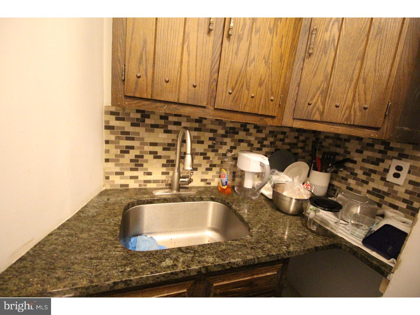 UNIVERSITY CITY - Residential Lease