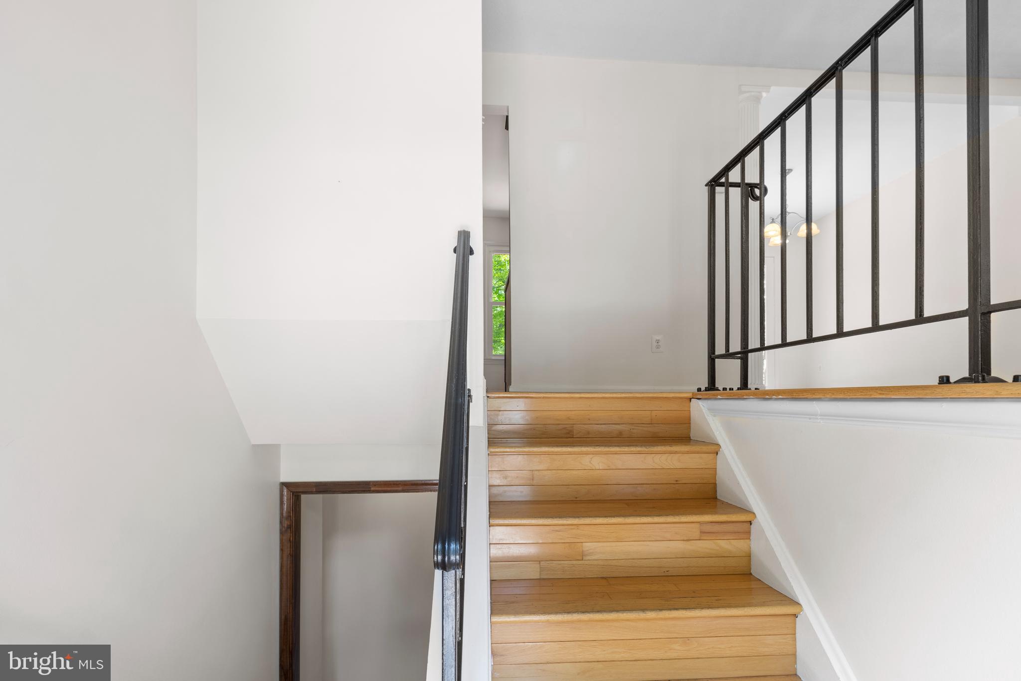 BURGOYNE FOREST WEST - Residential Lease