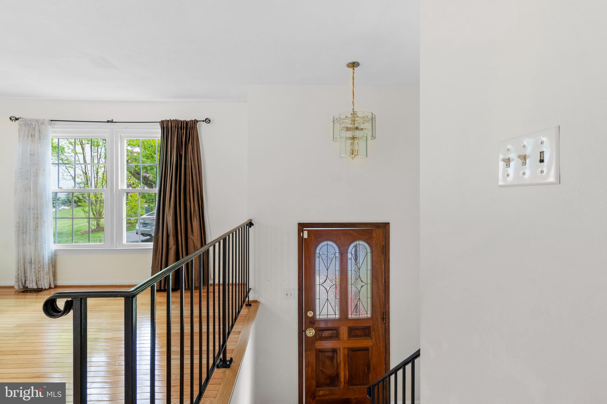 BURGOYNE FOREST WEST - Residential Lease