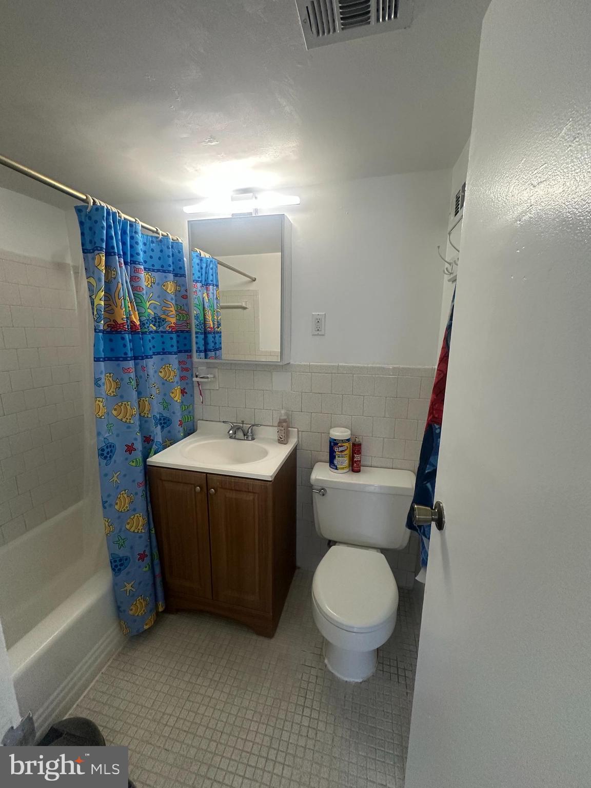 5801 QUANTRELL AVENUE 402