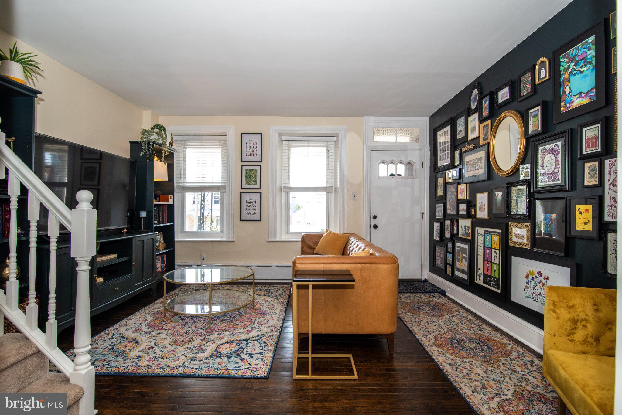 542 DUPONT STREET