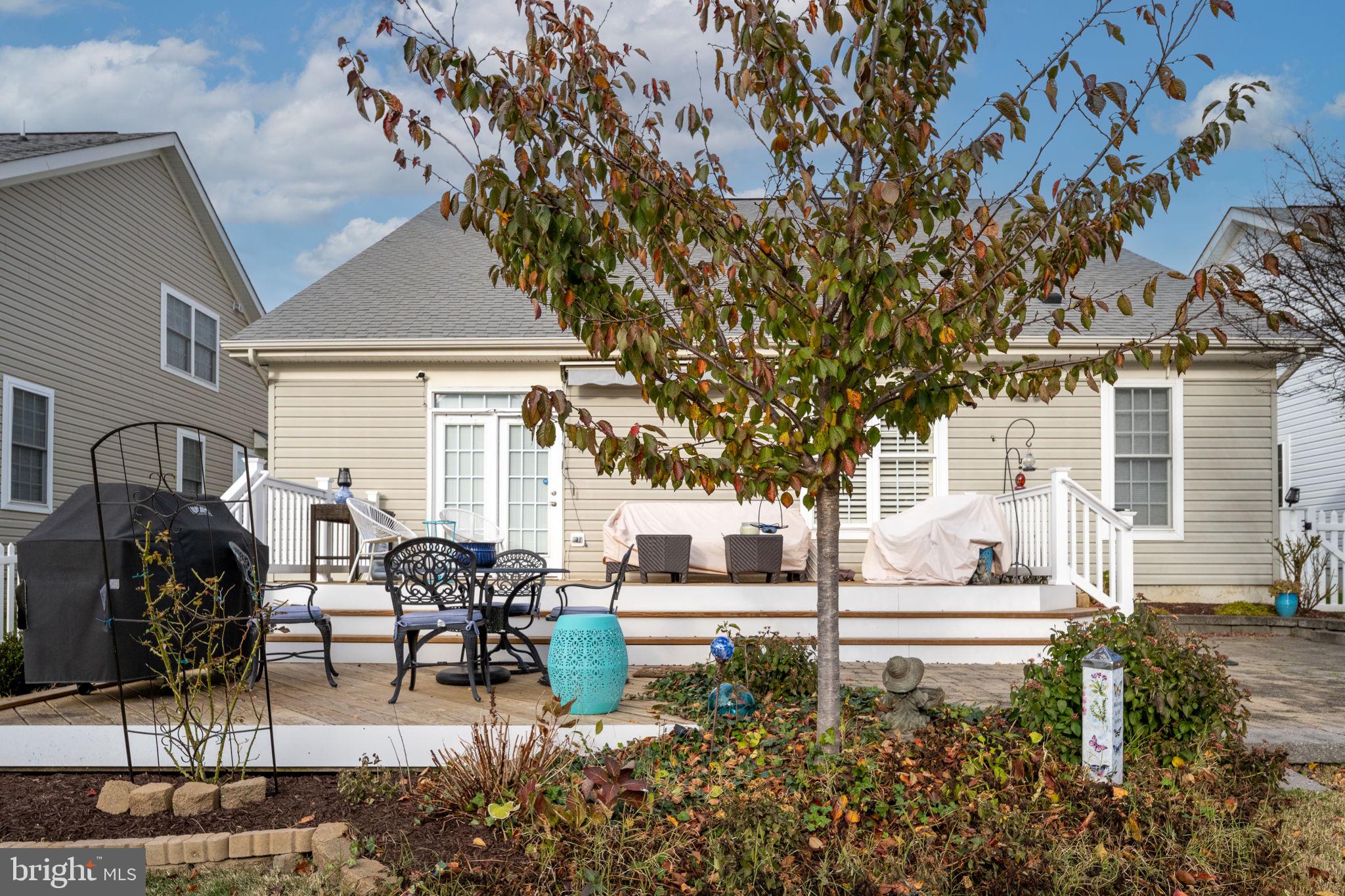 VIRGINIA HERITAGE AT LEE'S PARK - Residential