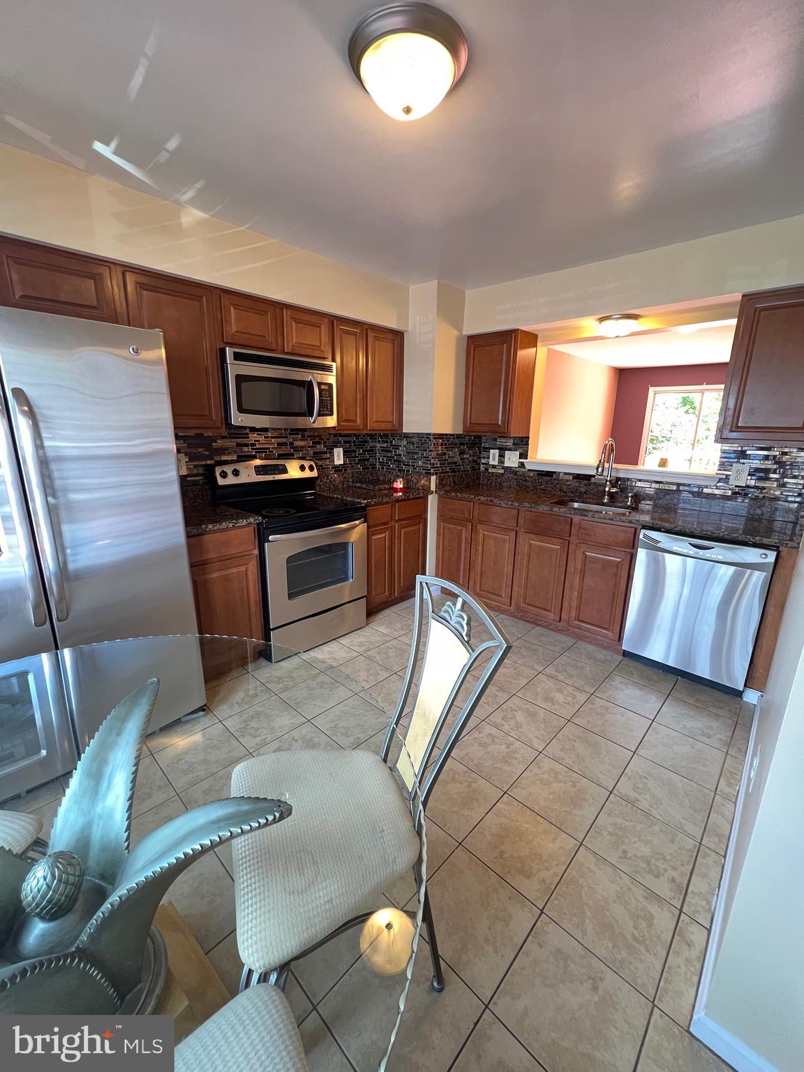 324 MOSEBY CT