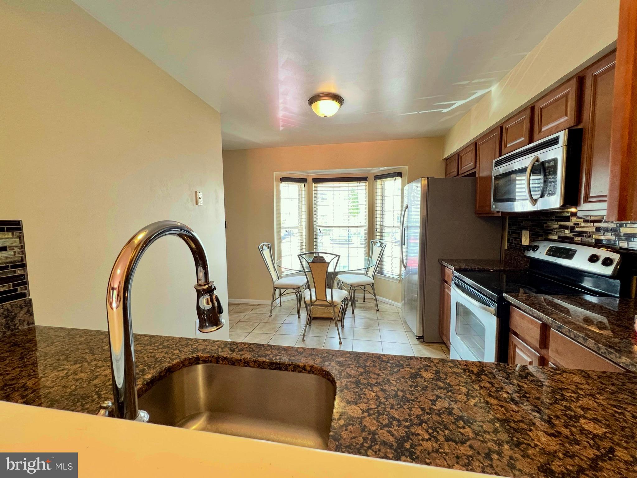 324 MOSEBY CT