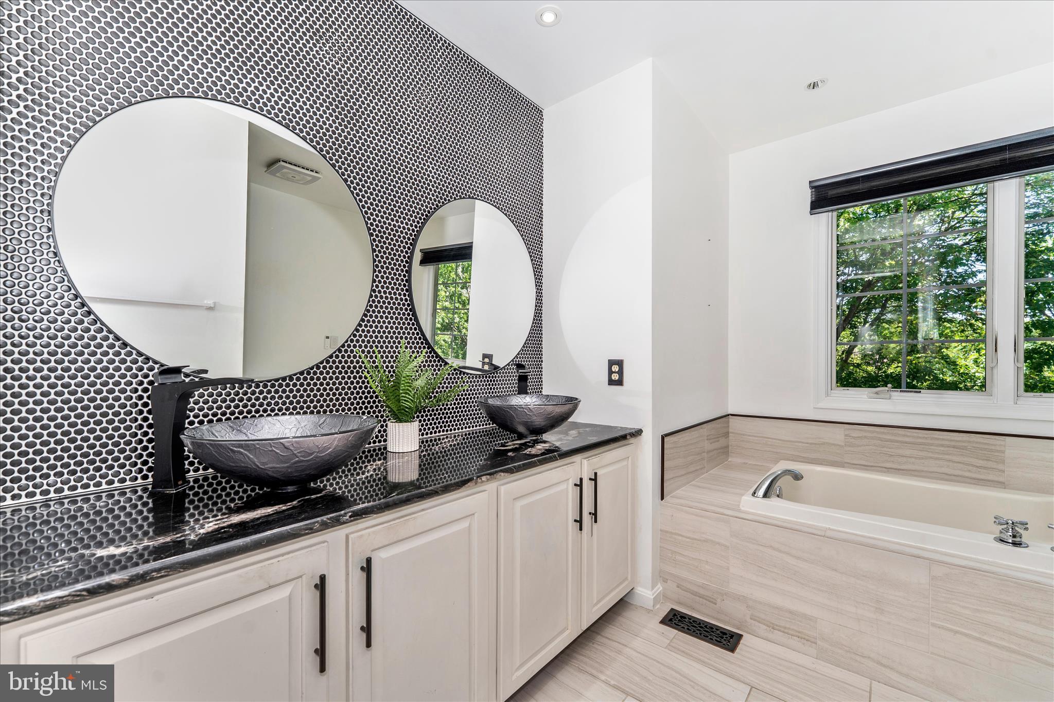 TASKERS CHANCE - Residential