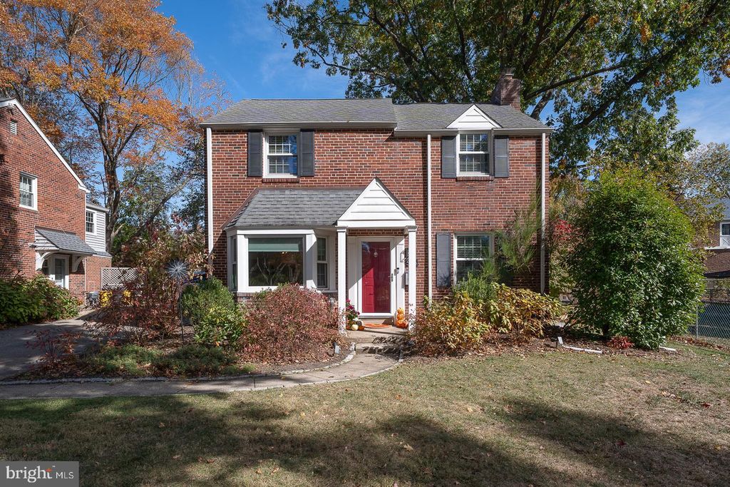 Photo of 515 E Spring Avenue, ARDMORE, PA 19003 (MLS # PAMC2158612)